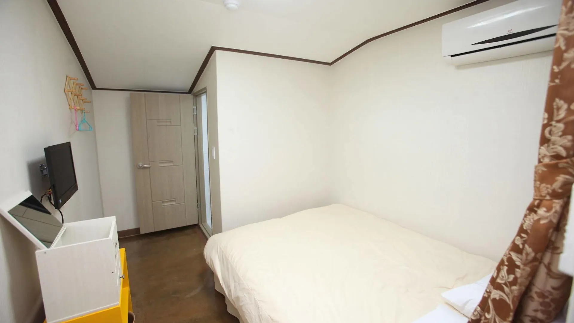 Kukje Myeongdong House Hotel Seoul 2*,  South Korea